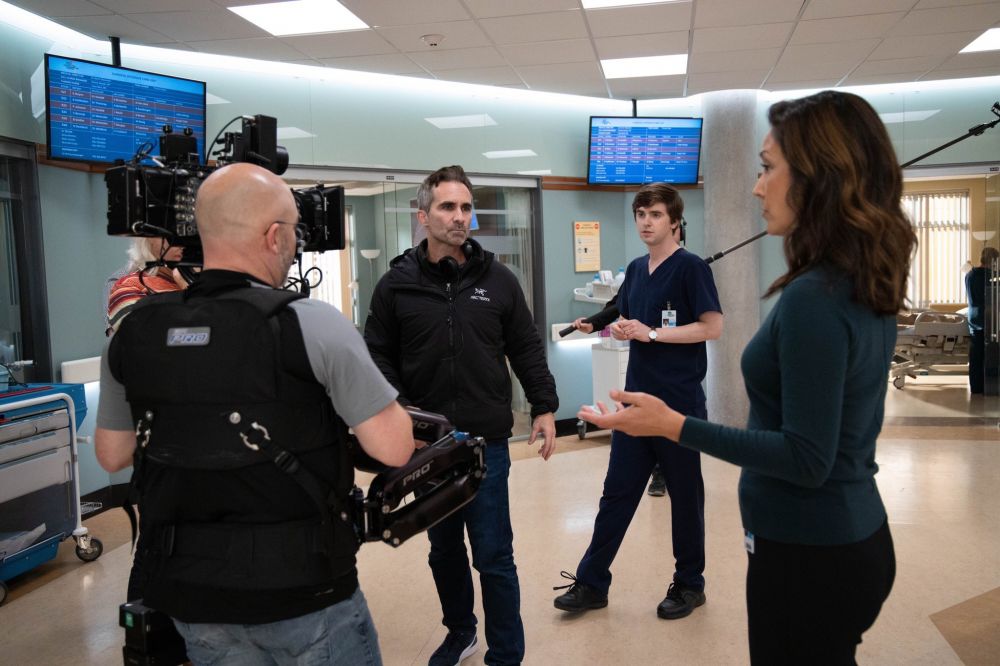 Photo Credit: Official Nestor Carbonell Twitter
