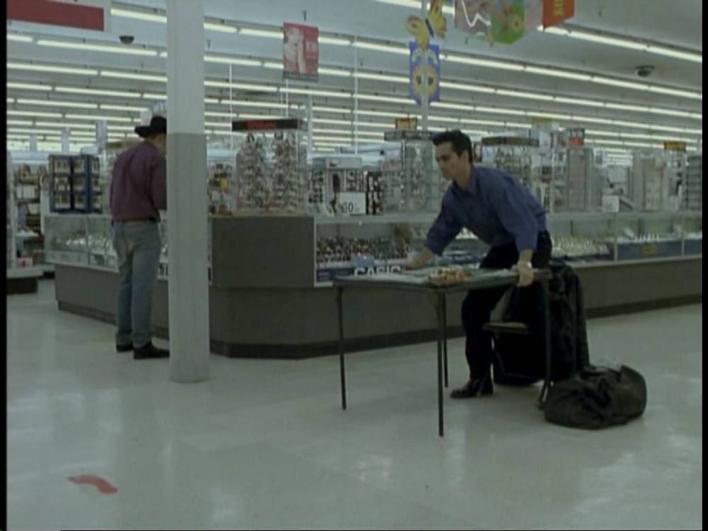 attnshoppers186.jpg