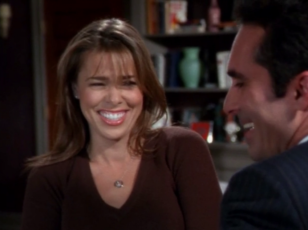 5x21_ImplantsTransplantsandCubanAunts019.png
