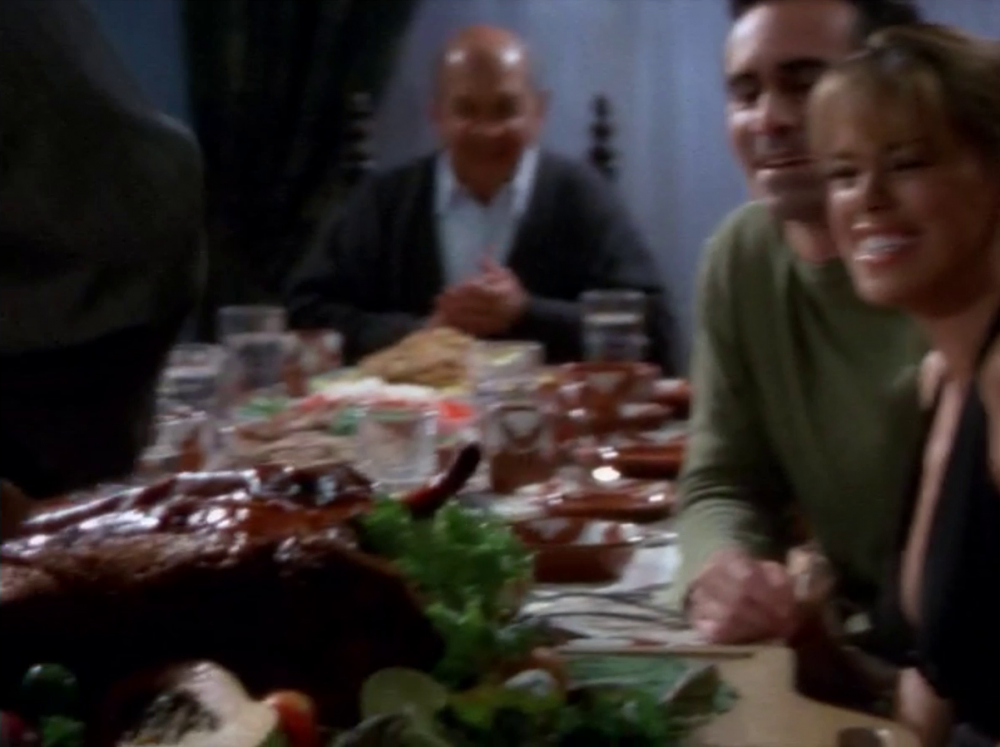 5x21_ImplantsTransplantsandCubanAunts077.png