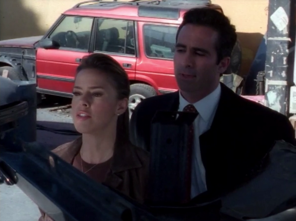 5x21_ImplantsTransplantsandCubanAunts153.png