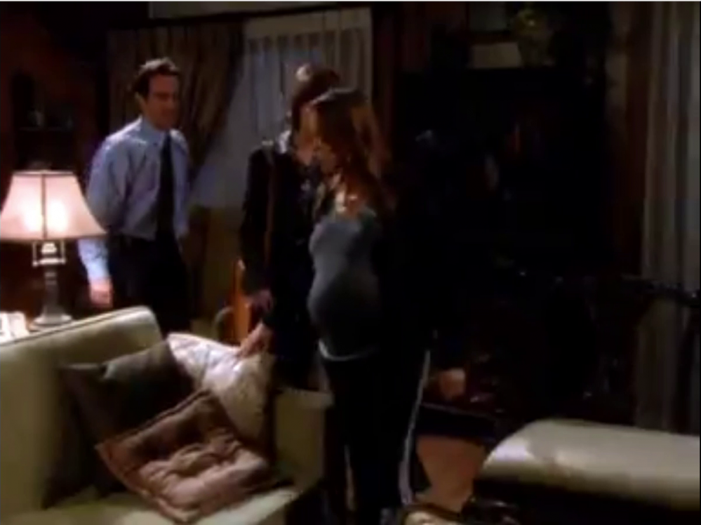 Click to view full size image
==============
6x22_SpecialDelivery055.png 6x22_SpecialDelivery055.png