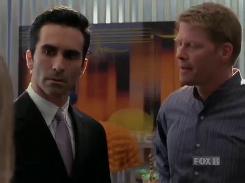 CenturyCity1x06_058.png