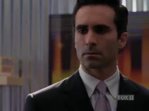CenturyCity1x06_068.png