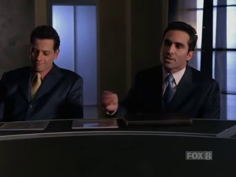 CenturyCity1x06_082.png