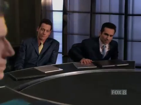 CenturyCity1x06_088.png