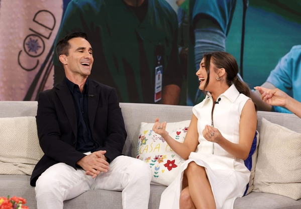 Click to view full size image
==============
DespiertaAmerica010.jpg DespiertaAmerica010.jpg