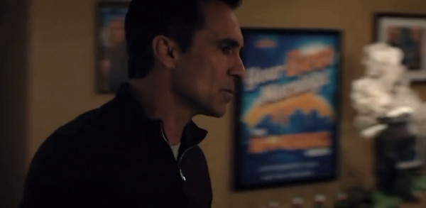 Click to view full size image
==============
TheMorningShowEp4x02-26.png TheMorningShowEp4x02-26.png