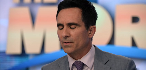 Click to view full size image
==============
TheMorningShowEp4x4-209.png TheMorningShowEp4x4-209.png