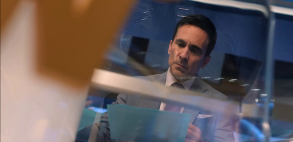 Click to view full size image
==============
TheMorningShowEp4x4-305.png TheMorningShowEp4x4-305.png