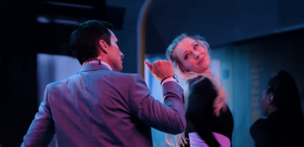 Click to view full size image
==============
TheMorningShowEp4x4-36.png TheMorningShowEp4x4-36.png