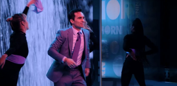 Click to view full size image
==============
TheMorningShowEp4x4-42.png TheMorningShowEp4x4-42.png