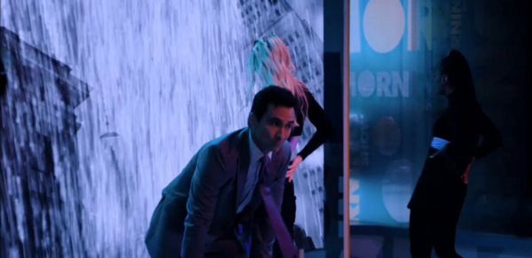 Click to view full size image
==============
TheMorningShowEp4x4-43.png TheMorningShowEp4x4-43.png