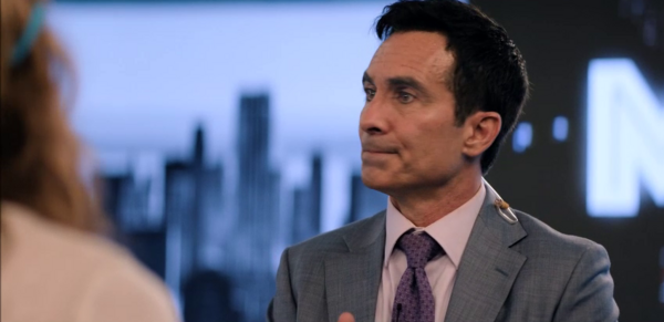 Click to view full size image
==============
TheMorningShowEp4x4-71.png TheMorningShowEp4x4-71.png