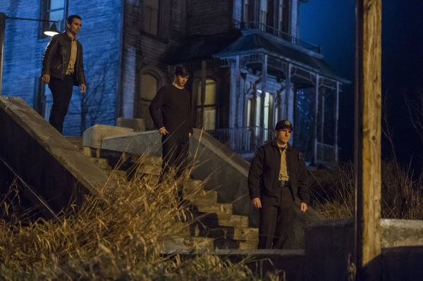 Click to view full size image
==============
4x02 Good Night, Mother
4x02 Good Night, Mother